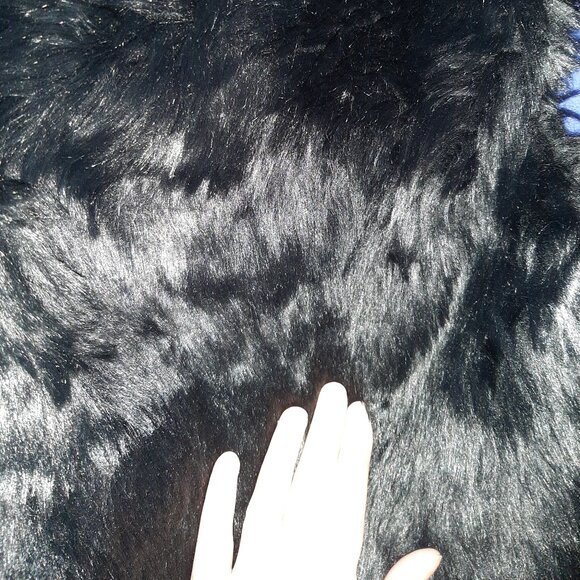 Y2K Le Château Blouse & Black Faux-Fur Vest from Costa Blanca. - Picture 14 of 16